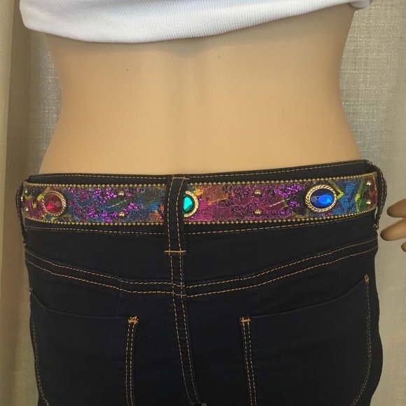 Elite Rhinestone Belt - Picture 6 of 6